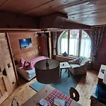 Zirbennest * Серфаус